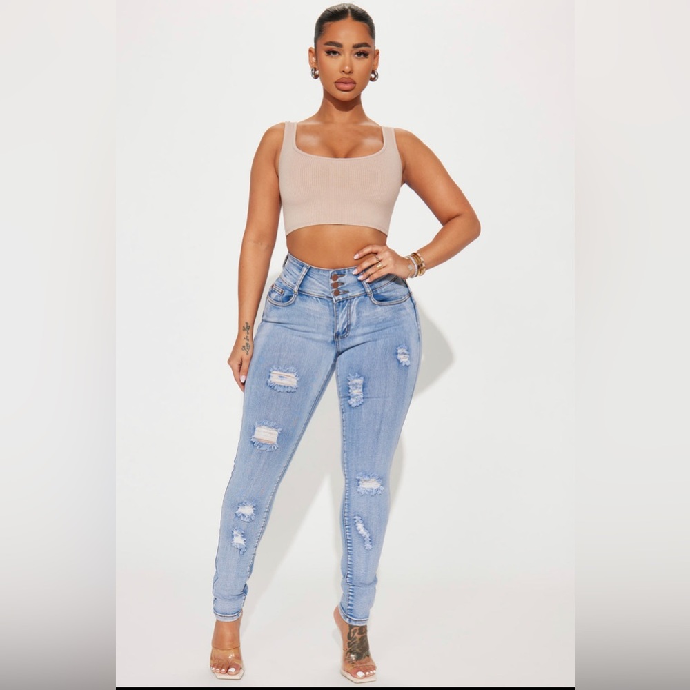 Fashion Nova Baby got back booty lifting jeans